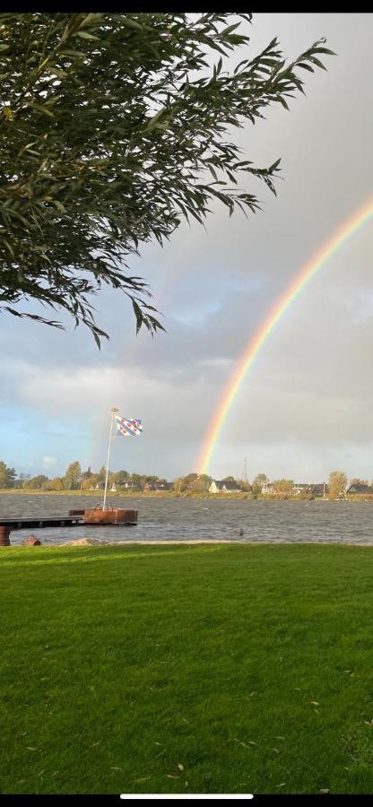 'T Paviljoenhus Bij Sneekermeer Offingawier Eksteriør billede