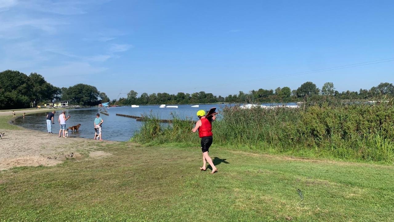 'T Paviljoenhus Bij Sneekermeer Offingawier Eksteriør billede